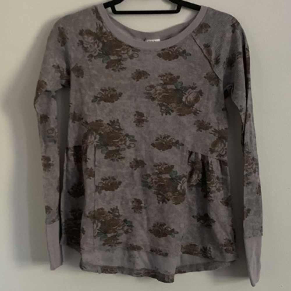 Grey Floral Long Sleeve Top Flowy Bottom TOBI